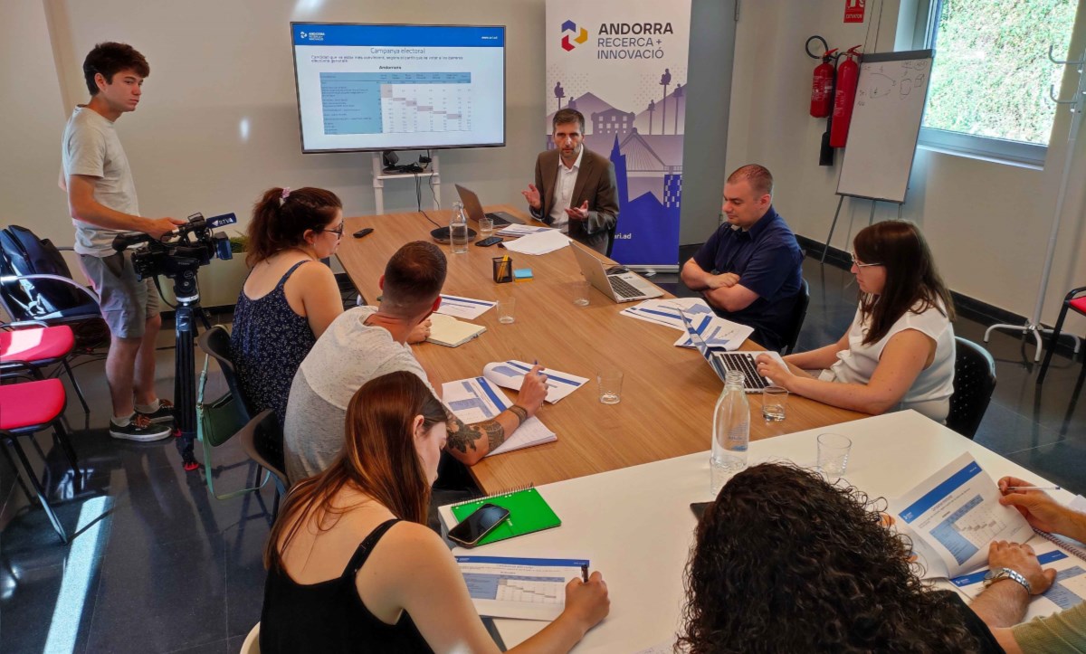 Un 32% d’andorrans va decidir el seu vot durant la campanya electoral